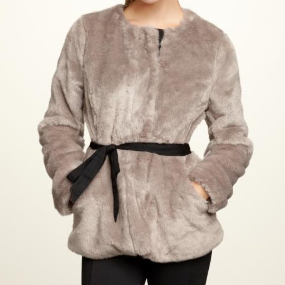 GAP Silver Fox Faux Fur Luxe Coat No Belt XL